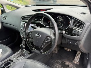 /photos/9516/6faa3ed2-21b9-726d-9ef8-945f3b3fe968_i320x240.jpg