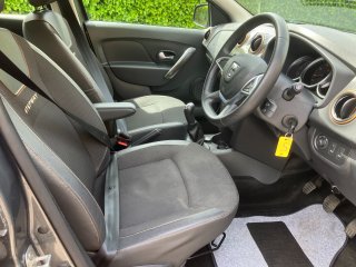 /photos/9516/9966469d-b5ad-0256-c519-14adacbee0c1_i320x240.jpg