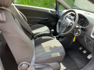 /photos/9516/ae892b71-ad3d-9e1b-409b-97881610247e_i320x240.jpg
